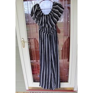 stripped off the the shoulder jumpsuit!!!!